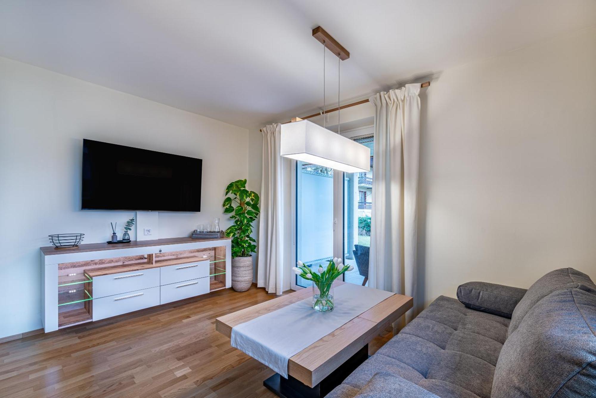 Well-Home Apartments Velden フェルデン・アム・ヴェルターゼー エクステリア 写真